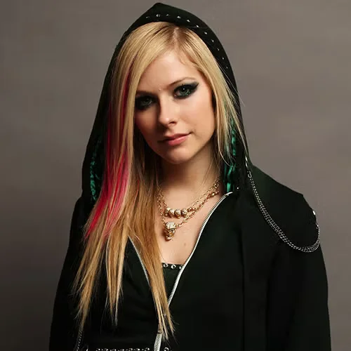 Avril Lavigne, канадская певица, автор песен, дизайнер и актриса