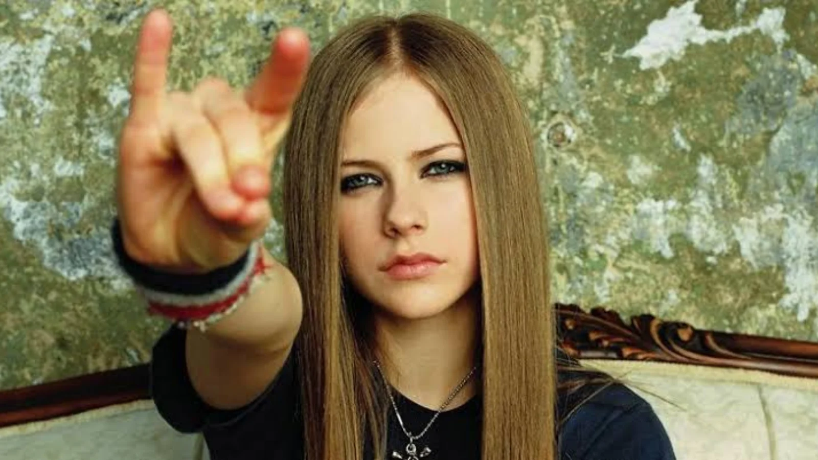 Avril Lavigne, канадская певица, автор песен, дизайнер и актриса