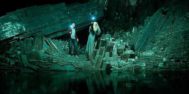 Кадр из фильма Гарри Поттер и Дары смерти