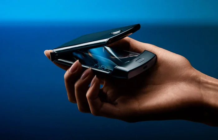 Мобильный телефон Motorola RAZR V3