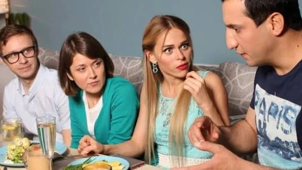 Сериал «Универ»